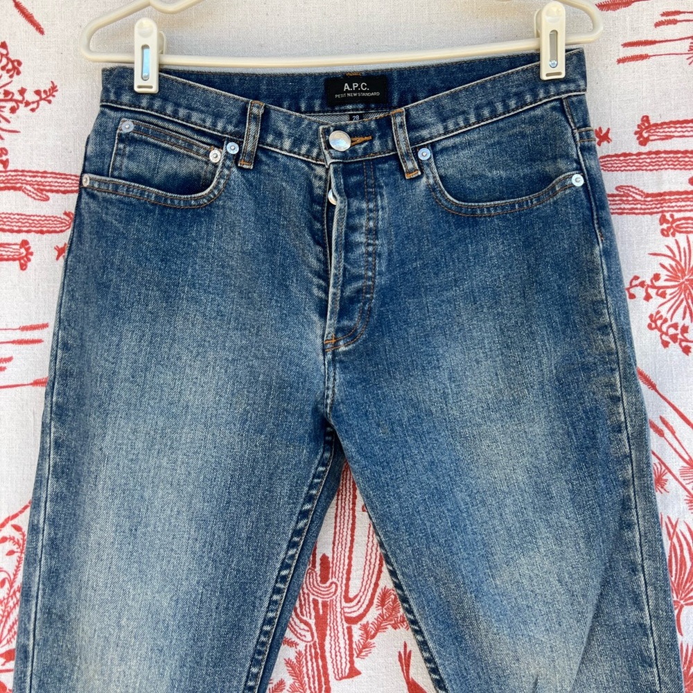 A.P.C. Light Wash New Petit Standard Sz 28